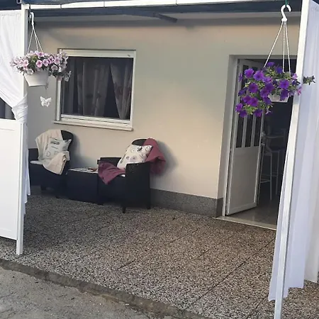 Kulin 2 Apartman Kastela