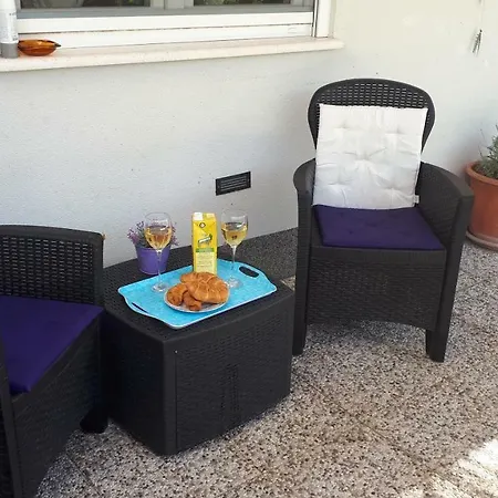 Kulin 2 Apartment *